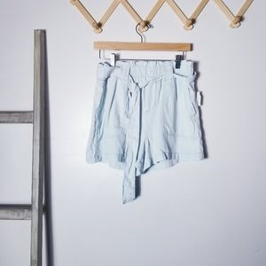 NWT TIME AND TRU BLUE WASH HIGH RISE SHORTS WITH BELT SIZE MEDIUM